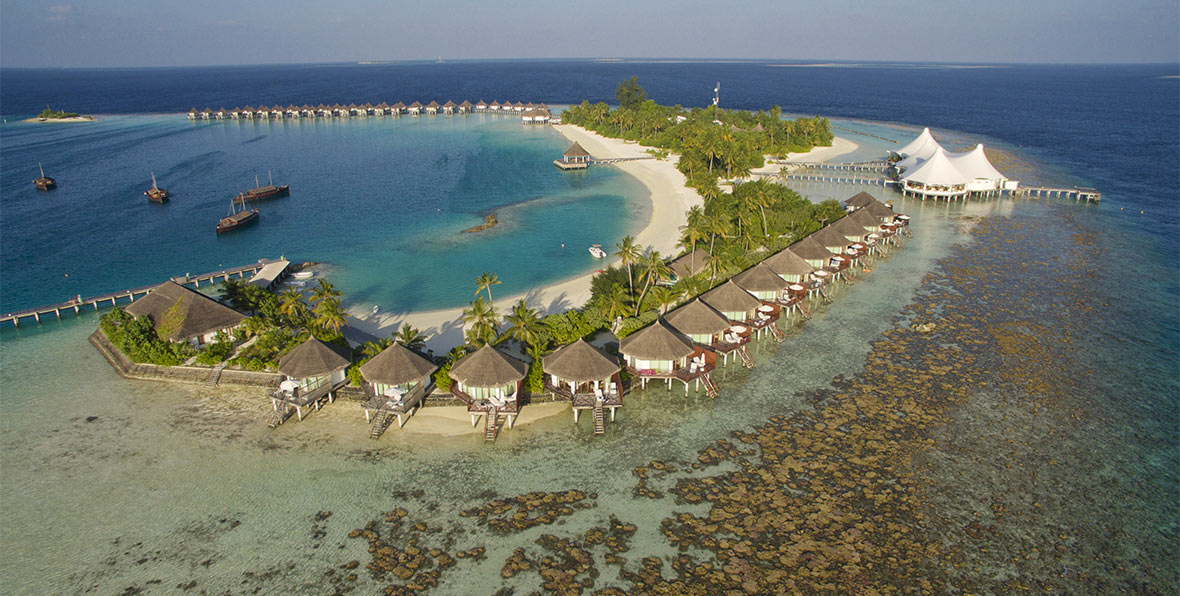 vista aerea Safari Island Resort & Spa Maldives