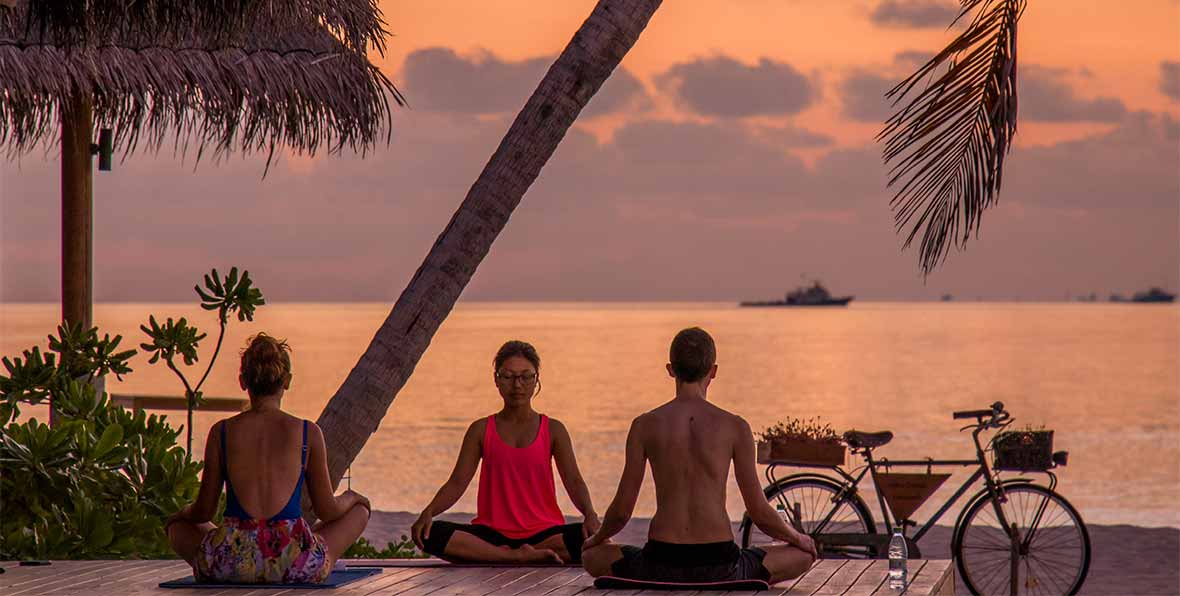 clase de yoga en fushifaru maldives