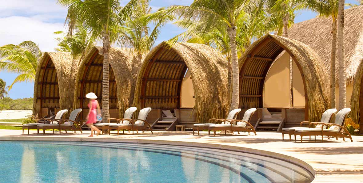 la piscina principal de Four Seasons Resort Bora Bora