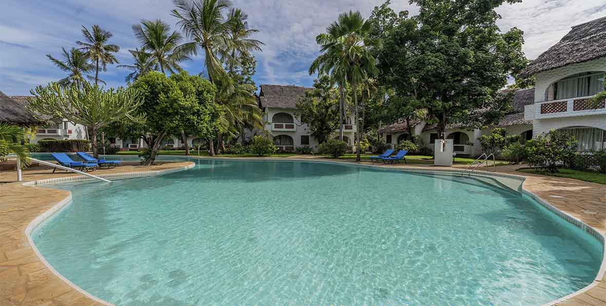 Diamonds Leisure Beach Golf Resort Diani - arenastours.com -