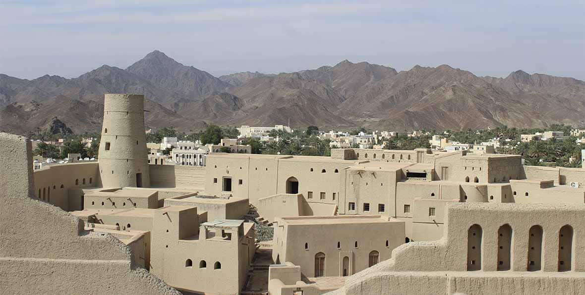 Viajes Oman Bahla Fort - arenastours.com -