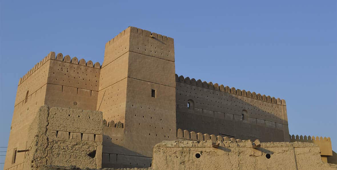 Viajes Oman Jabreen Castle - arenastours.com -