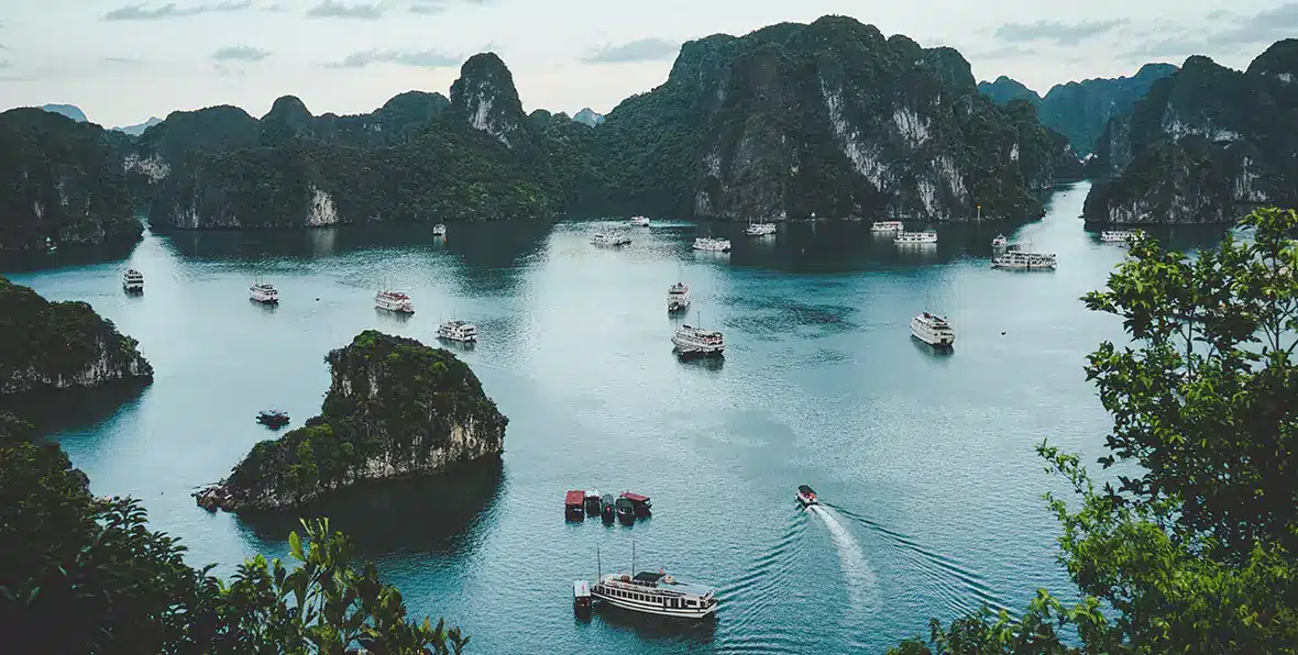 Viaje Vietnam Ha Long Bay - arenastours.com -